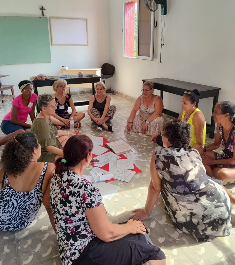 Fe y creatividad: matanceros presentes en taller para catequistas.